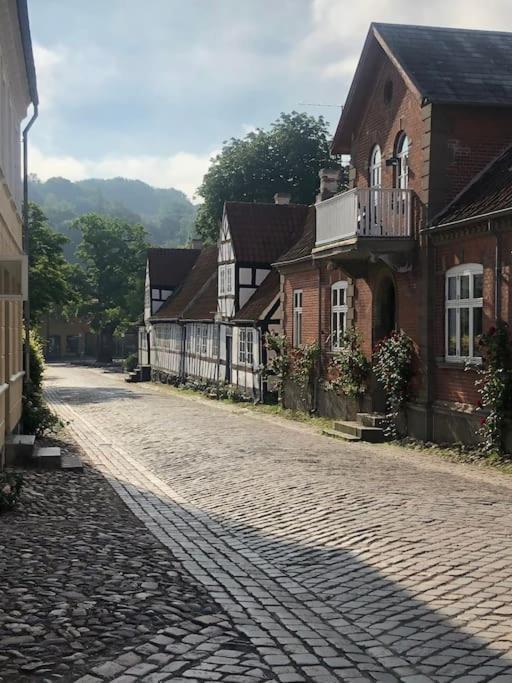 Idyllisk, Historisk Byhus Ved Fjorden I Mariager Luaran gambar